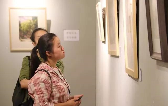 2019考研:云师大商学院第二届成人水彩研修班招生啦!(图5)